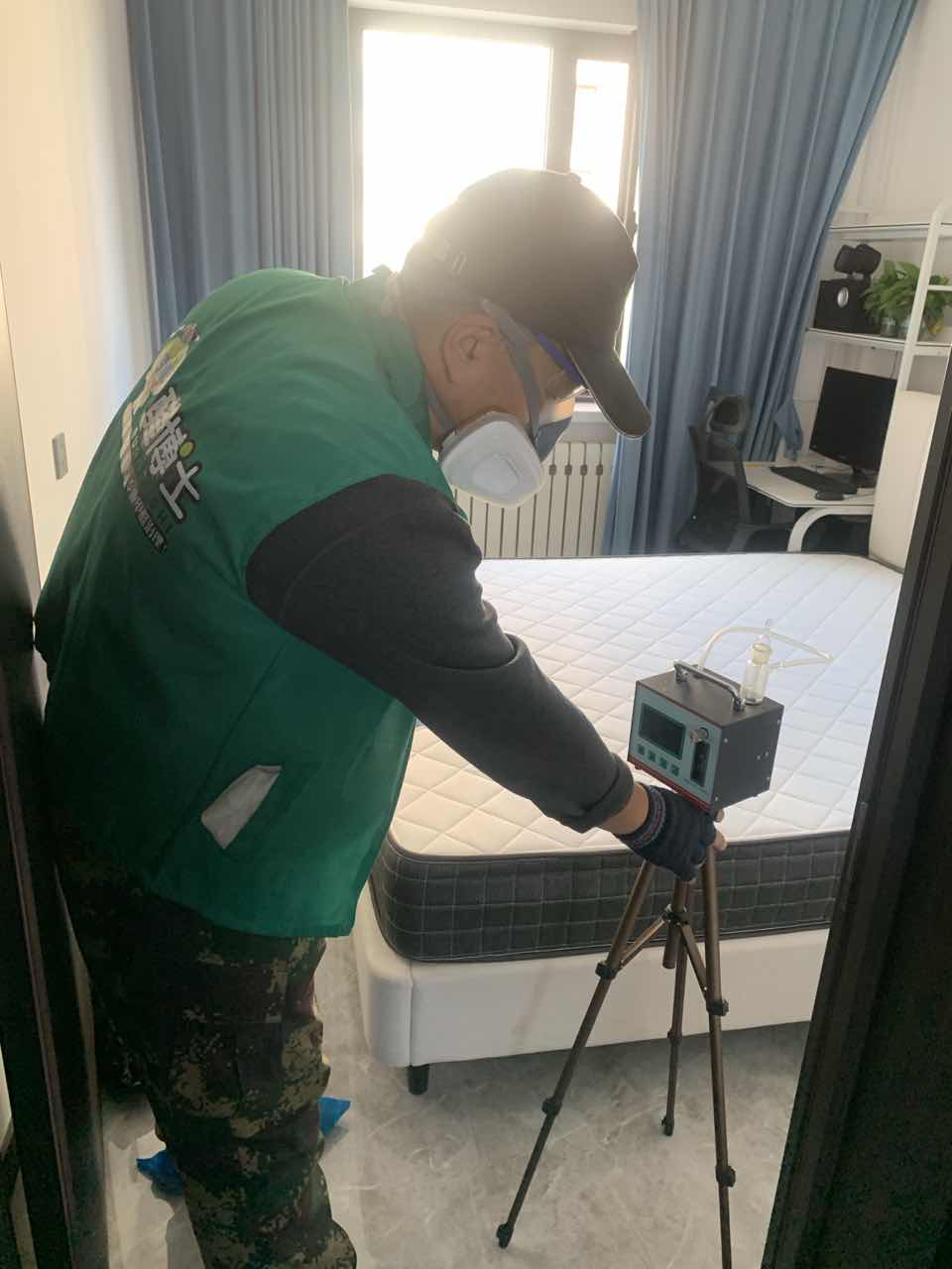 石城醛博士百和国际小区测甲醛 甲醛检测现场